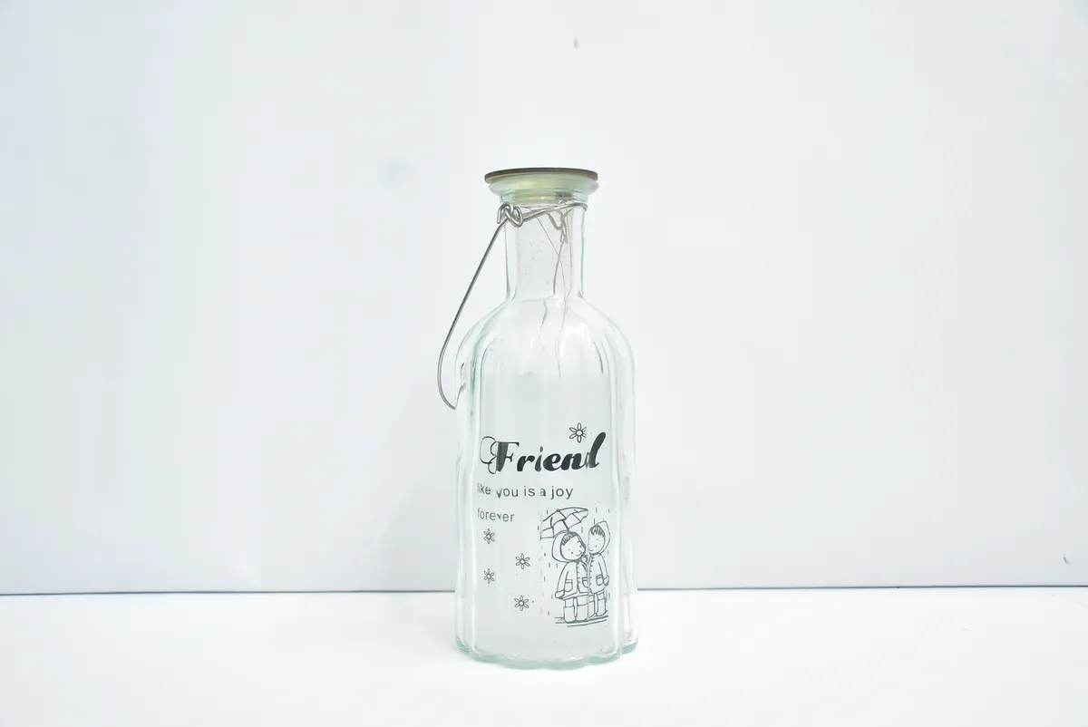 Friend Glass Bottle with Handle