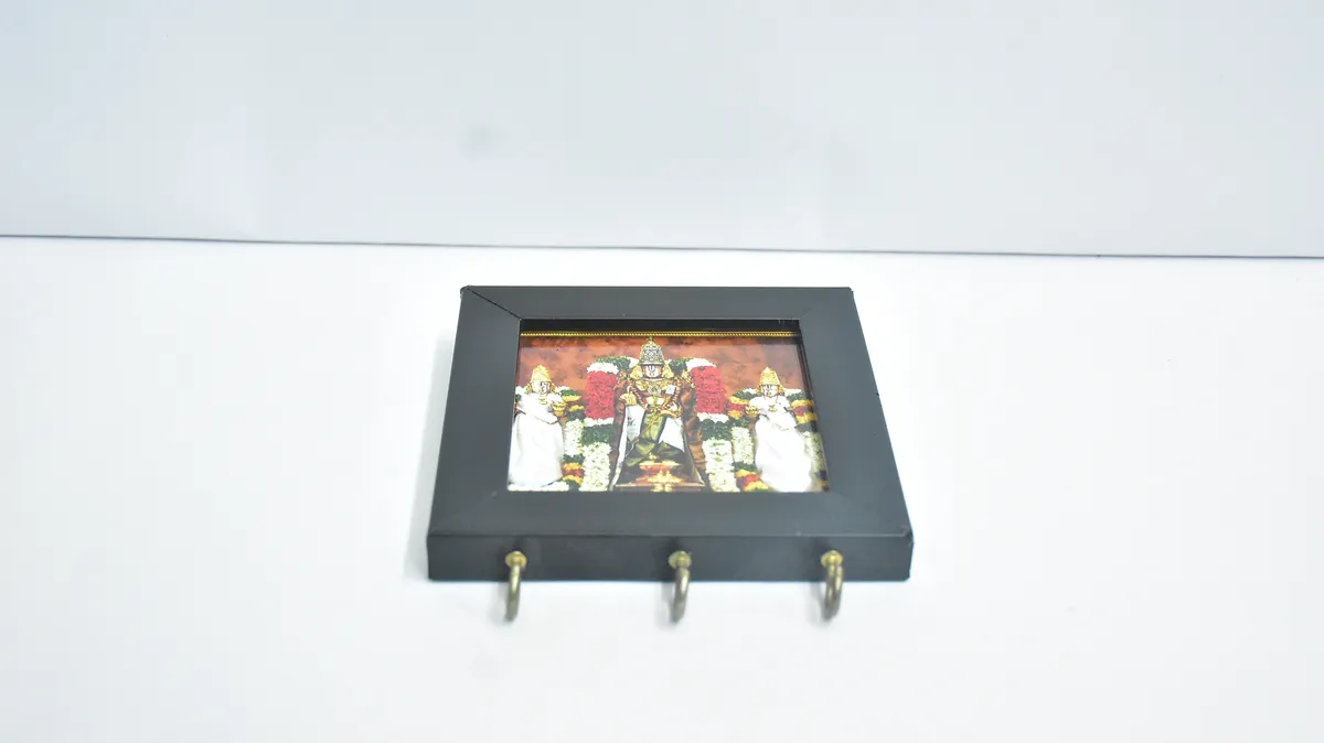 Keyholder Frame